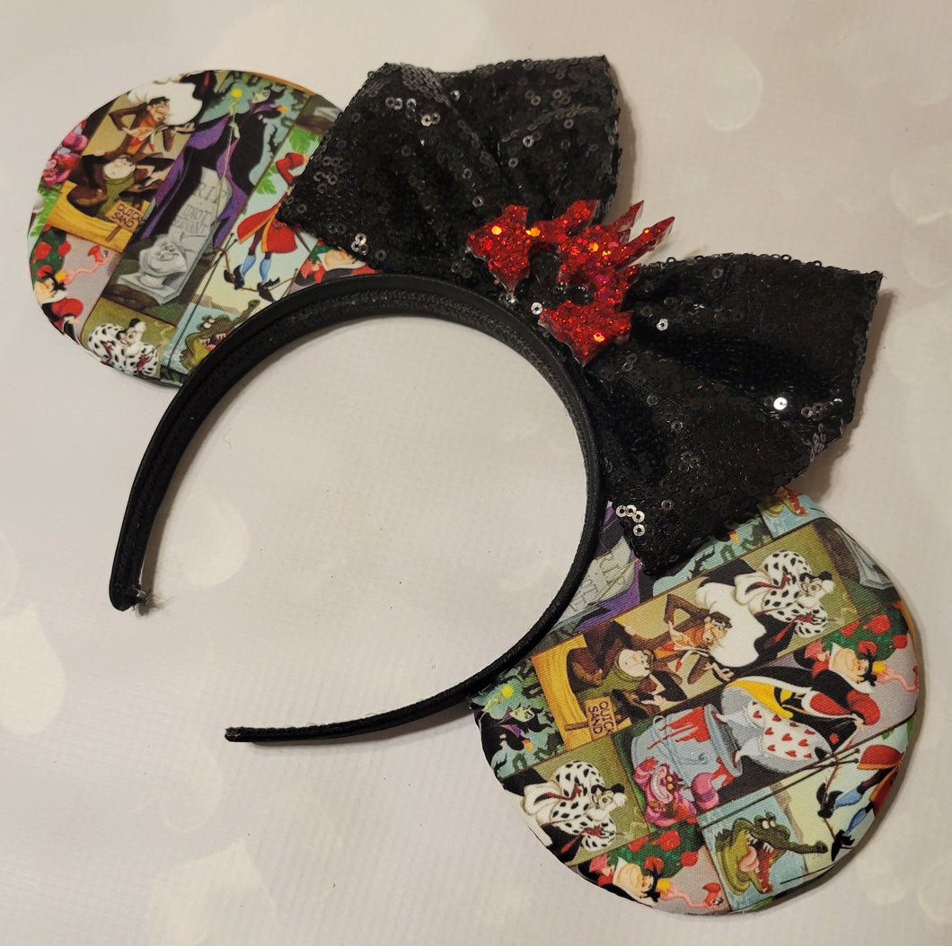 Stretching portraits with Disney Villains ears
