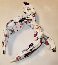 Load image into Gallery viewer, Nautical Mickey and Minnie knotty headband
