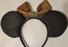 Load image into Gallery viewer, Mickey and Minnie Halloween Pumpkin ears

