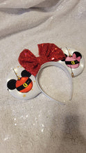 Load image into Gallery viewer, Disney ornaments light up Mickey ears headband
